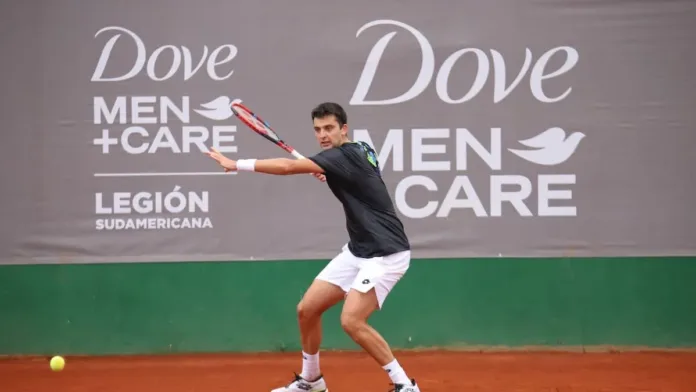 Tomás Barrios supera a Diego Dedura-Palomero en su debut en el Challenger de Santiago.