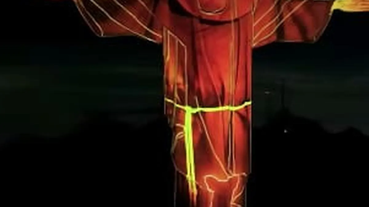 Cristo Redentor se ilumina en homenaje a animales callejeros y promueve la adopción responsable