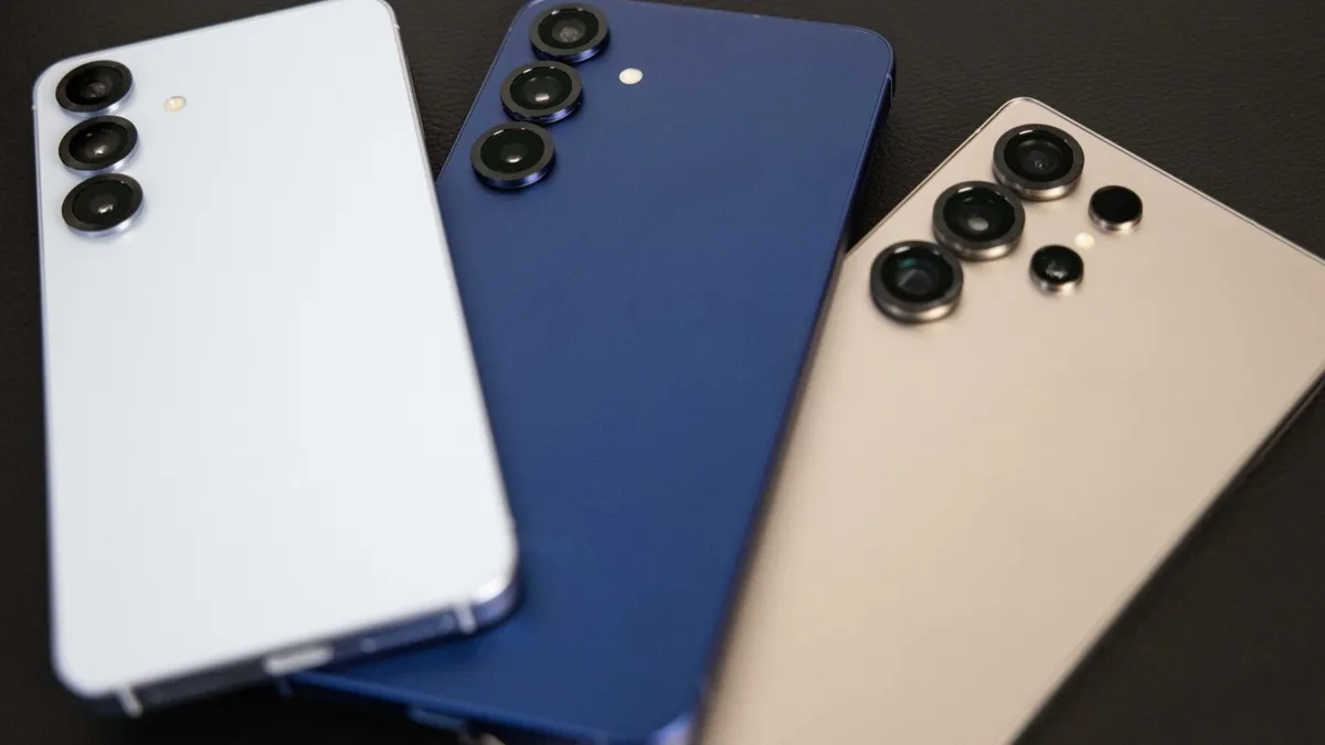 Samsung Galaxy S25 Ultra: ¿el nuevo rey de Android frente al iPhone 16 Pro Max?