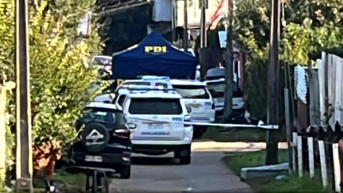 Investigación en curso por el homicidio de un hombre en situación de calle en Valdivia.