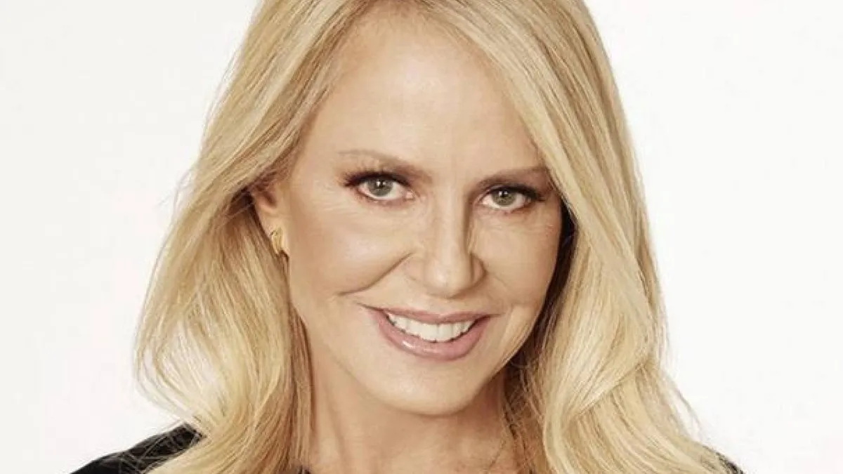 Cecilia Bolocco se emociona al hablar de su difícil situación familiar.