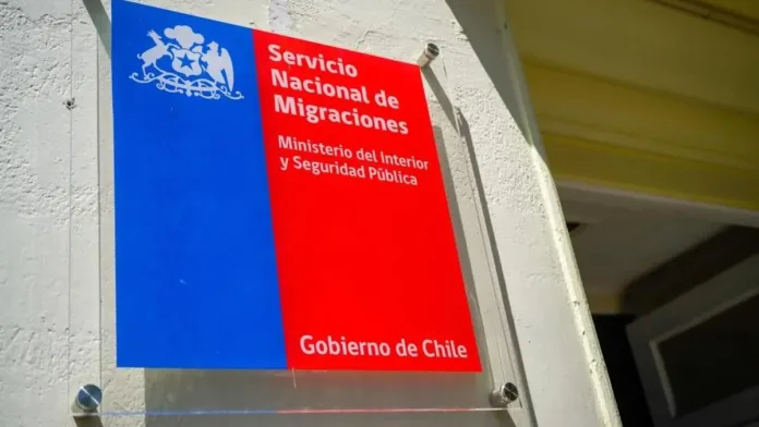 Corte de Santiago expulsa a venezolano por ingreso ilegal y falta de regularización. Corte de Santiago expulsa a venezolano por ingreso ilegal y falta de regularización.