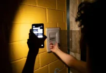 Revisa los cortes de luz programados en 11 comunas de la RM: fechas y horarios para planificar tu día Enel anuncia corte de luz en 11 comunas de RM: conoce los sectores afectados.