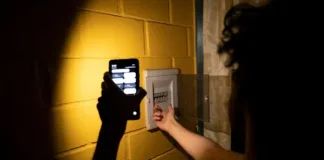 Enel anuncia corte de luz en 11 comunas de RM: conoce los sectores afectados.