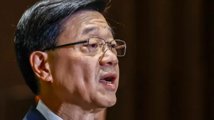 Hong Kong suspende relaciones oficiales con Japón por tensiones en Taiwán.