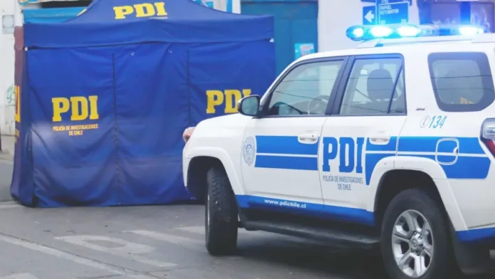 Estudiante universitario asesinado a disparos en el centro de Santiago. Estudiante universitario asesinado a disparos en el centro de Santiago.