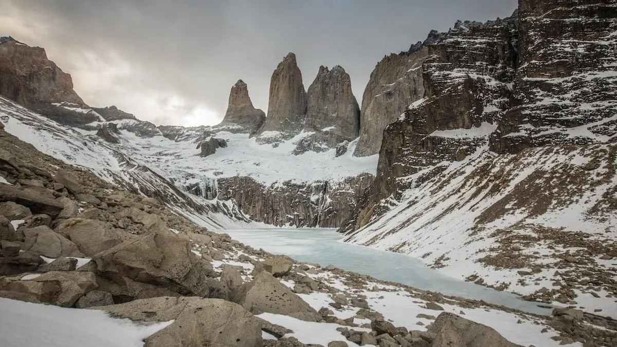 Emergencia en Torres del Paine deja dos turistas muertos y siete desaparecidos tras tormenta