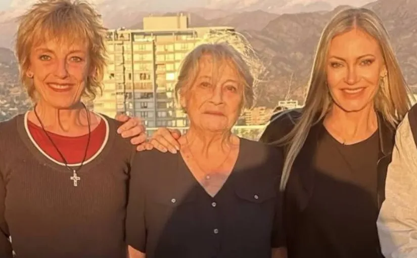 Nada mejor que la unión familiar: Adriana Vacarezza y su familia celebran la Navidad en emotiva postal