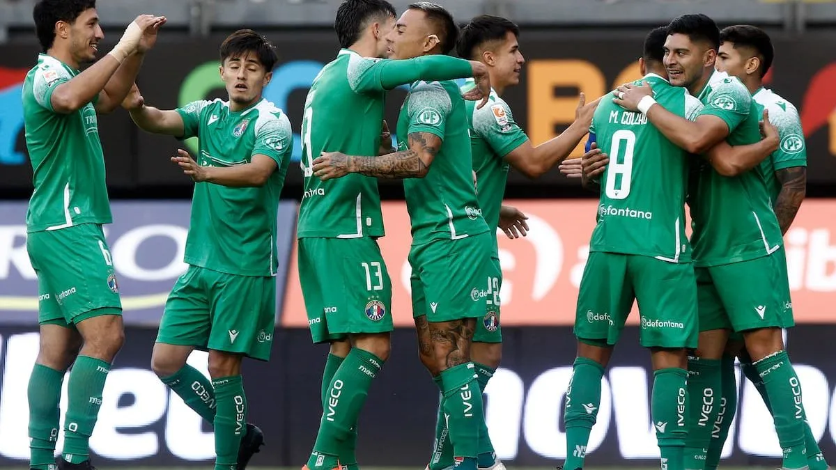 Audax Italiano avanza a Sudamericana tras vencer a Ñublense