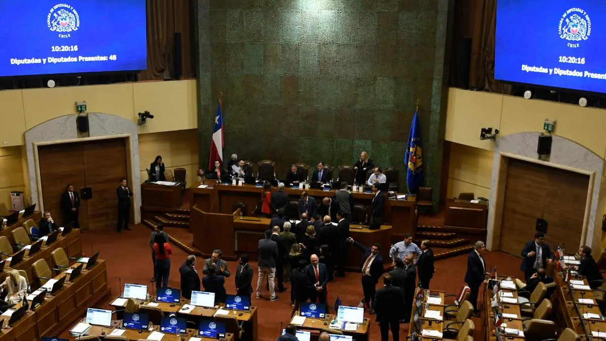 Lista de diputados presentes en la sesión de la Cámara este martes.