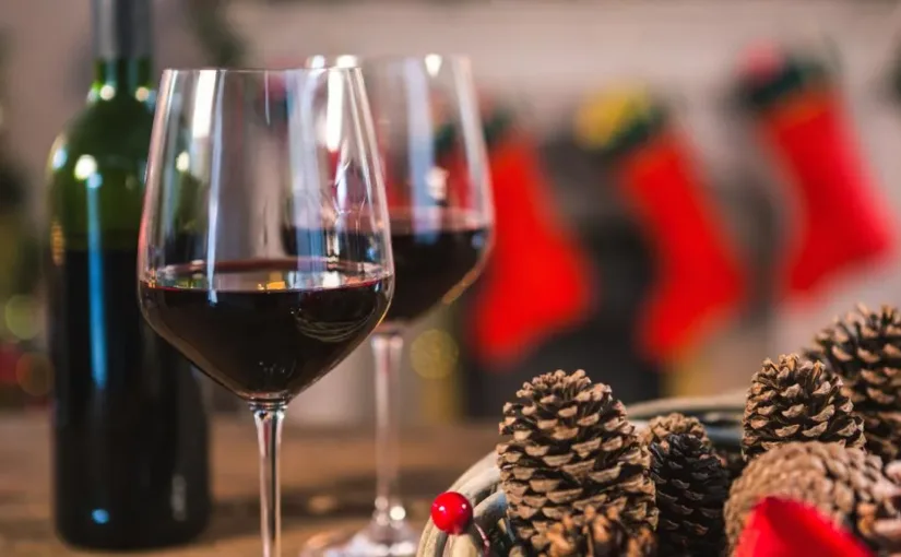 Descubre los vinos ideales para tus celebraciones navideñas y de Año Nuevo.