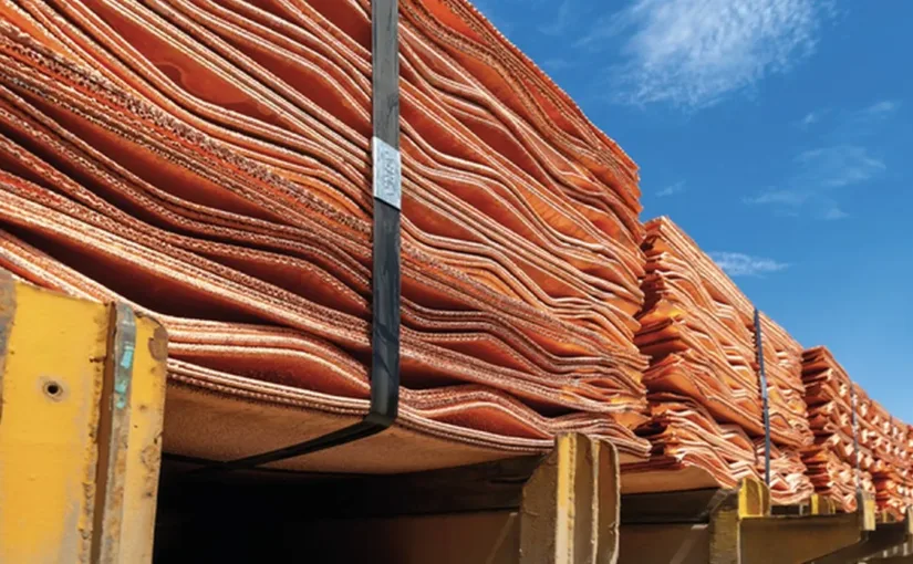 Cochilco: El cobre alcanza un récord histórico de US$5