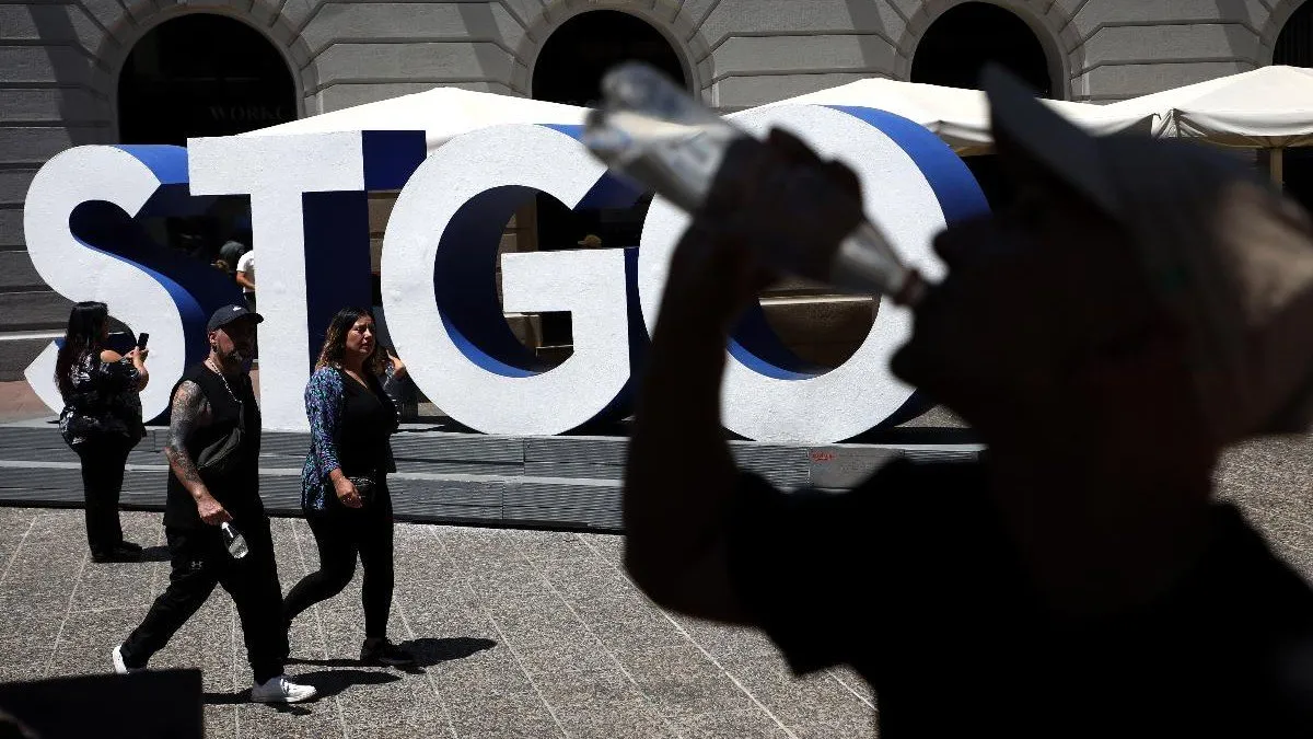 DMC emite alerta por altas temperaturas extremas de hasta 35°C en la Región Metropolitana