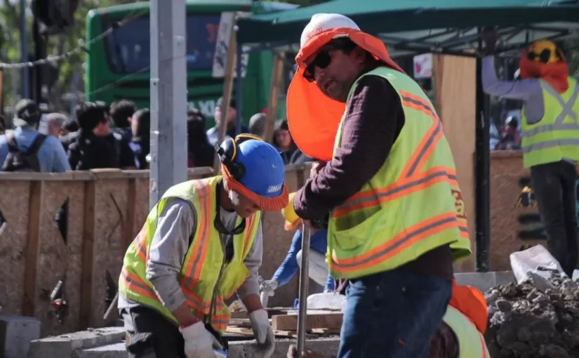 CChC insta a empresas a implementar medidas de seguridad ante alerta roja por altas temperaturas en cinco regiones del país