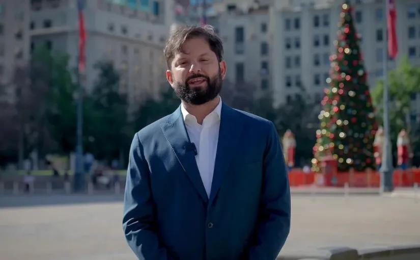 El presidente Gabriel Boric comparte su mensaje navideño con orgullo y esperanza.