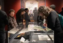 Celebrando el legado de Julio Escámez: Exposición en el Museo del Jade honra su impacto en el arte costarricense Inauguración de la exposición en honor a Julio Escámez