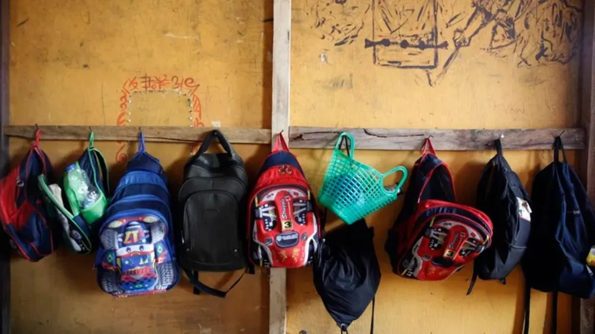 Liberan a 100 estudiantes secuestrados en una escuela católica en Nigeria.