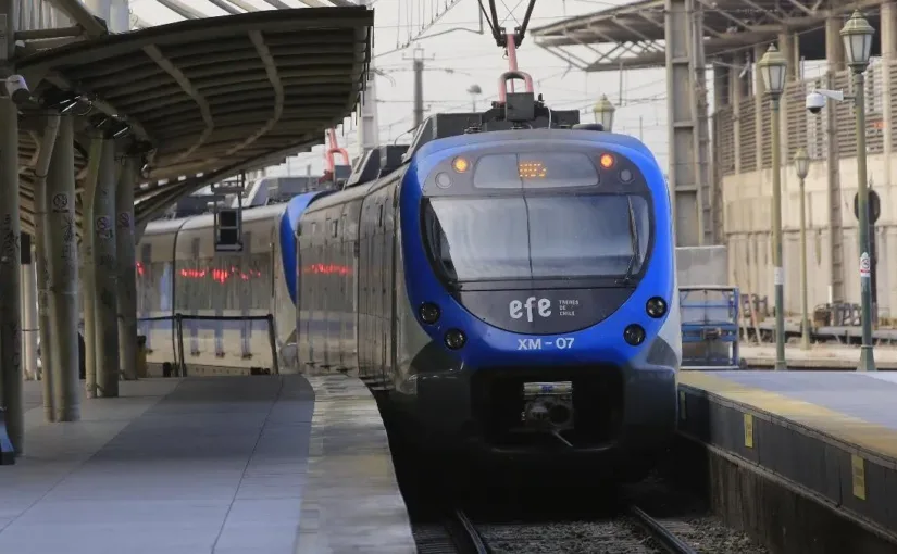El servicio del Tren Nos-Estación Central se normaliza tras fallas recientes.