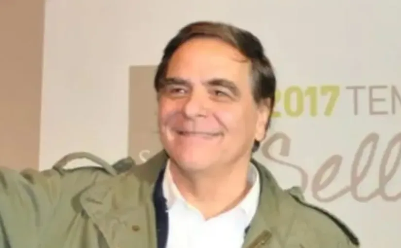 El Vaticano levanta sanciones a Felipe Berríos por falta de certeza moral.