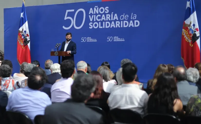 Boric enfatiza la complicidad de la Corte Suprema en dictadura y destaca liderazgo de Chevesich en crisis judicial actual