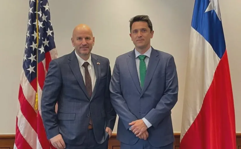 Brandon Judd critica la sobrerregulación en Chile tras reunión con Uber.