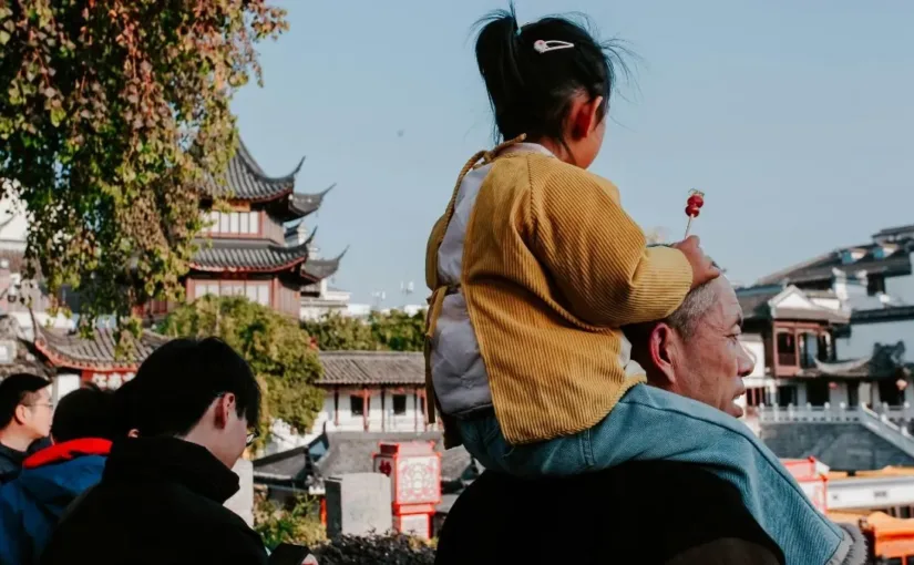 China enfrenta su cuarto año de caída poblacional