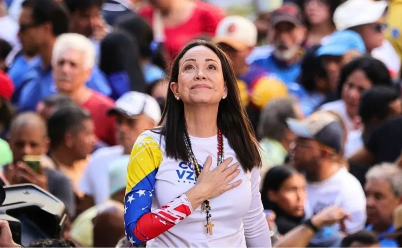 María Corina Machado denuncia a Delcy Rodríguez como “arquitecta de torturas” y reafirma su regreso a Venezuela inminente