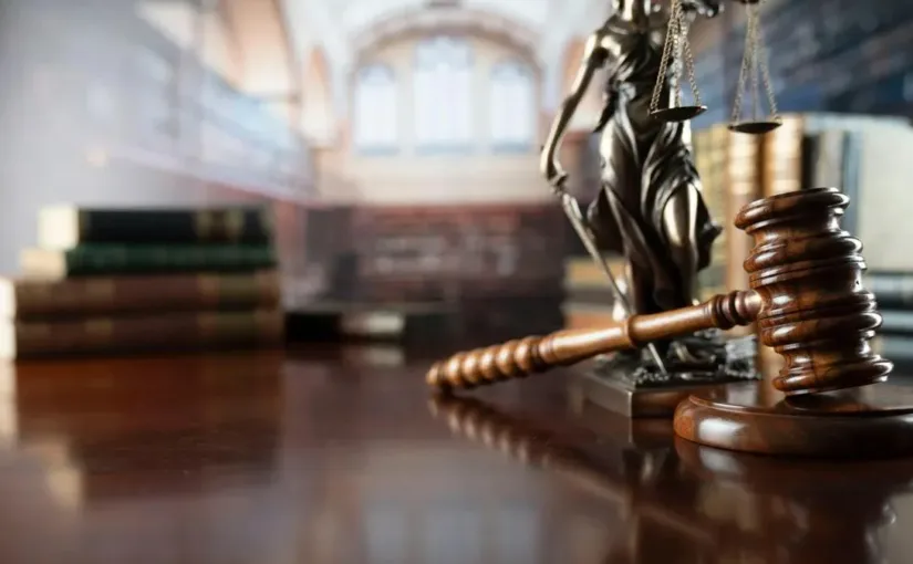 La Corte Suprema exige un procedimiento ordinario en designación de juez partidor.