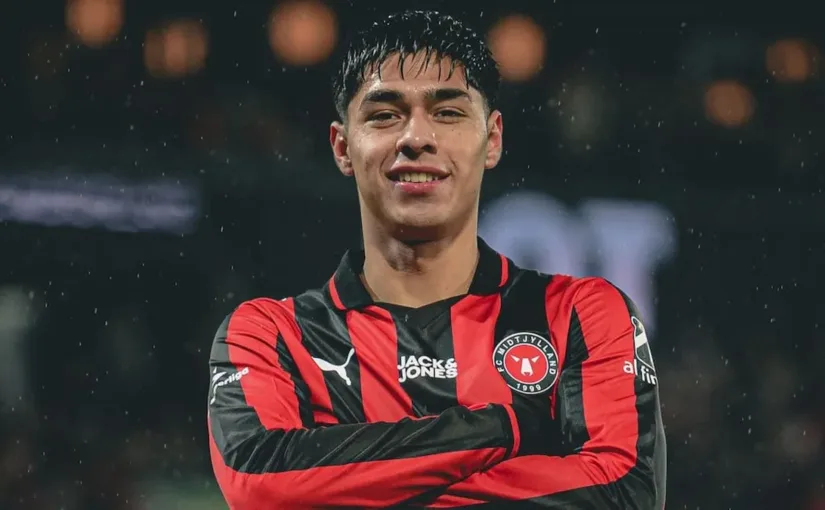 La U en alerta: presidente del Midtjylland anticipa inminente venta de Darío Osorio al fútbol europeo