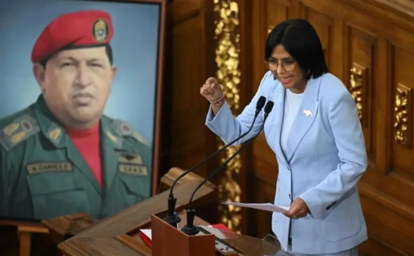 Fuerzas Armadas de Venezuela respaldan a Delcy Rodríguez como presidenta encargada tras captura de Nicolás Maduro por EE.UU.