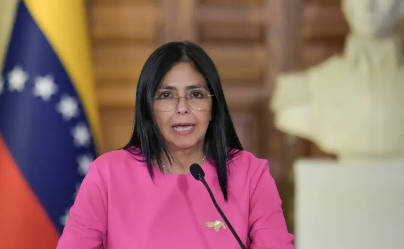 Delcy Rodríguez asume la presidencia interina de Venezuela tras la detención de Nicolás Maduro por Estados Unidos