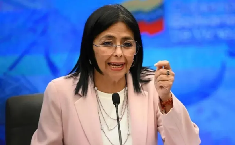 Delcy Rodríguez asume la presidencia interina de Venezuela tras la detención de Nicolás Maduro por fuerzas estadounidenses