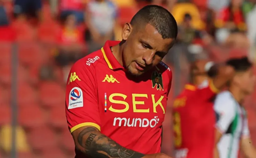 Incertidumbre en Unión Española: Vecchio en la cuerda floja por conflictos internos.