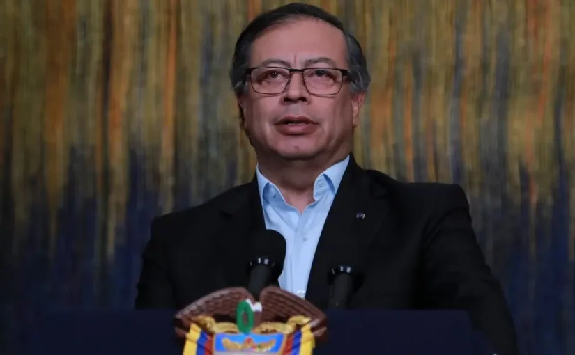 Gustavo Petro llama a migrantes colombianos a regresar ante condiciones laborales difíciles.