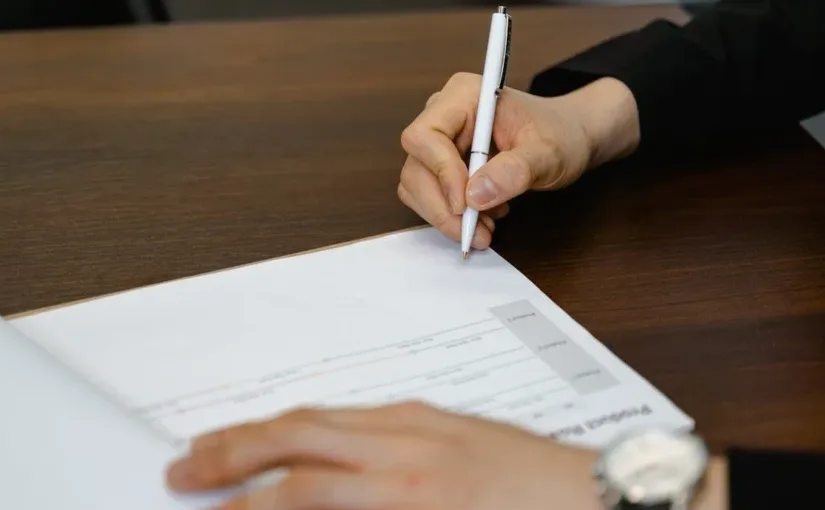 Devolución de excedentes de Isapres: Conoce las fechas clave para recibir tu dinero este enero 2026