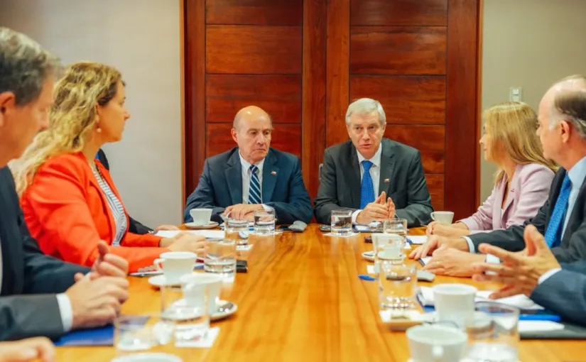 El gabinete de Kast genera tensiones entre el empresariado y la política, con nombramientos que priorizan la tecnocracia sobre la experiencia política