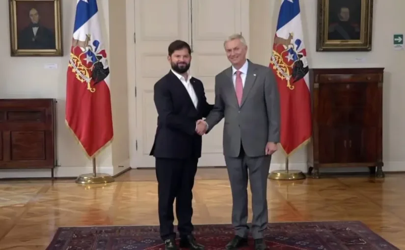 Kast y Boric avanzan en traspaso de mando y programan nueva reunión, pero el apoyo al FES queda en suspenso