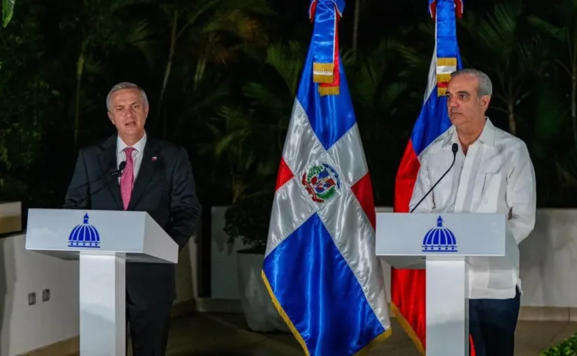 Kast y Abinader dialogan sobre comercio y cooperación entre Chile y República Dominicana.