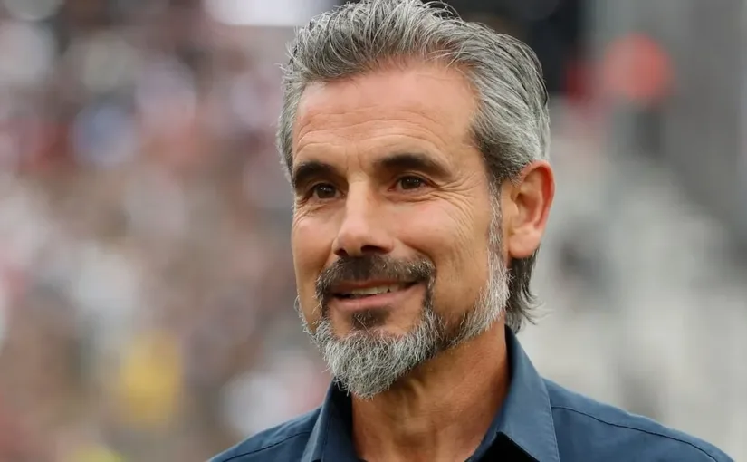 Miguel Ramírez defiende su legado en el fútbol tras descensos y busca nuevos retos.