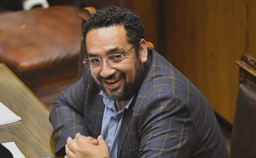 Ministro Cataldo defiende SLEP tras críticas por PAES y asegura que 23 de 26 servicios mejoraron resultados académicos