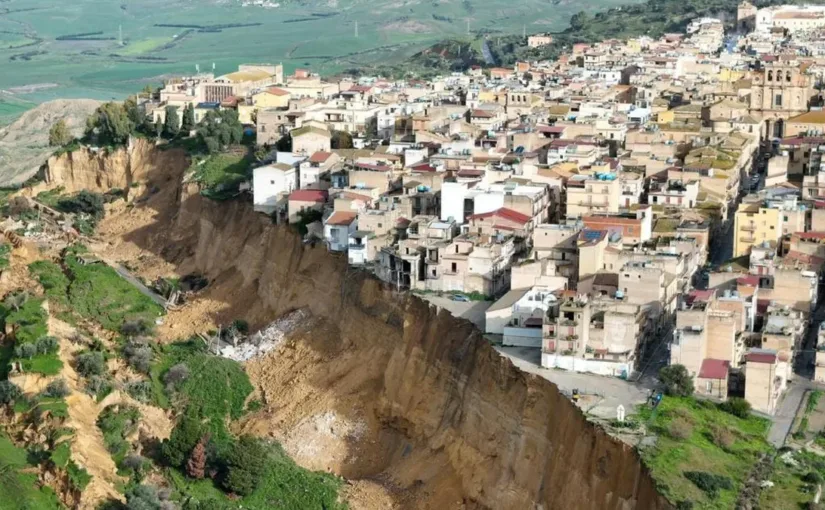 Niscemi en crisis: deslizamiento de tierra obliga a evacuar 300 familias.
