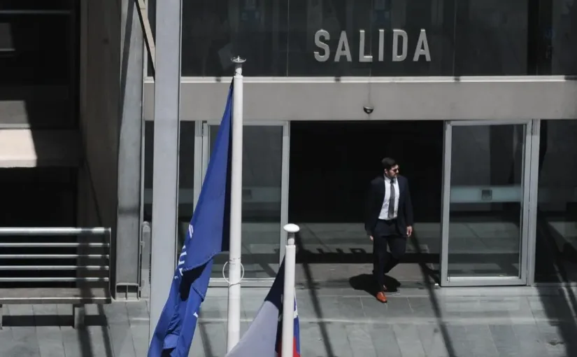 Condenan a 16 años por robo con homicidio en Pudahuel; otro implicado sigue prófugo.