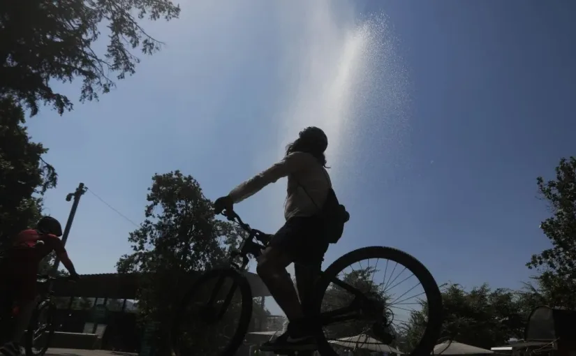 Santiago sufre calor extremo