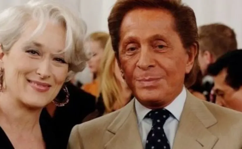 Valentino Garavani: el legado del diseñador que brilló en la moda y dejó huella en el cine con sus cameos