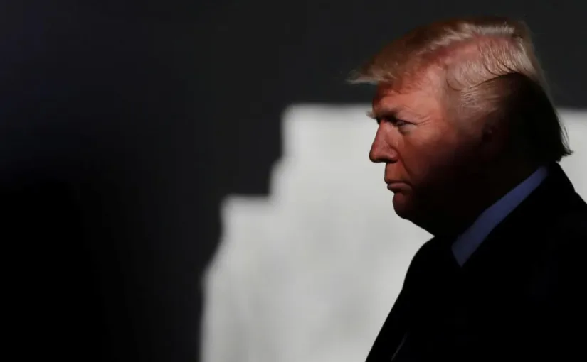 Documentos del Caso Epstein revelan acusaciones contra Trump de hace 35 años.