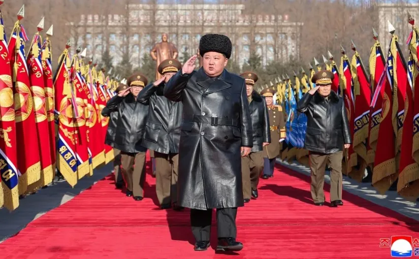Kim Jong-un refuerza el ejército norcoreano en un congreso clave