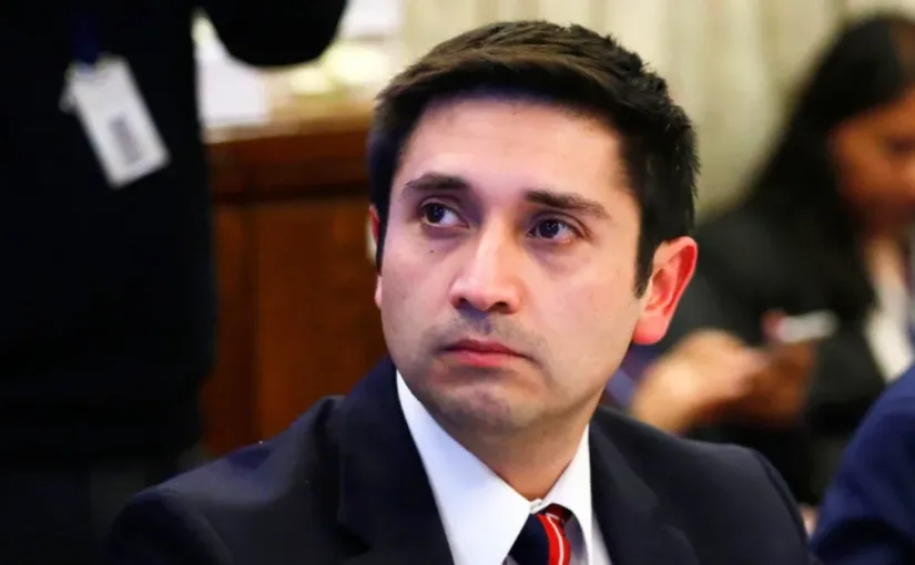 La Corte de Apelaciones revoca suspensión de proceso contra el senador Calisto.