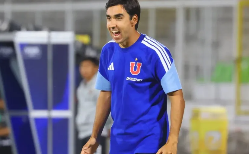 La continuidad de Paqui Meneghini en la U está en duda tras un inicio irregular.