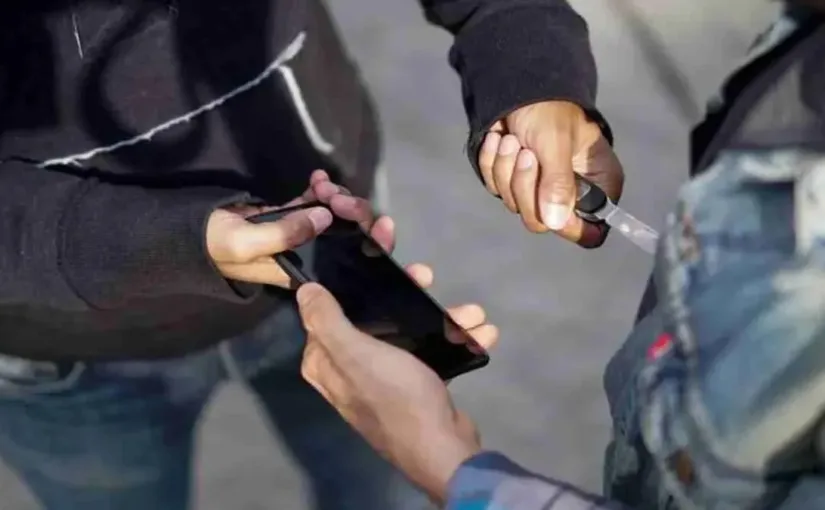 Condenan a 10 años por robo con violencia; absuelven por falta de pruebas.