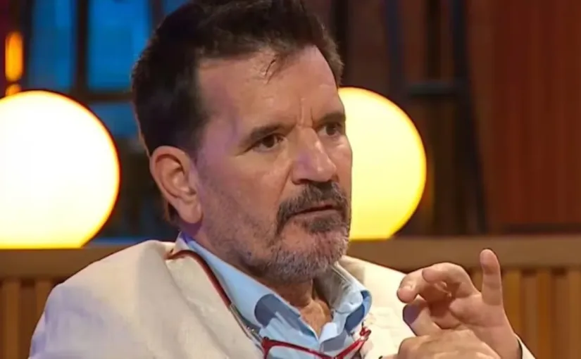 Vasco Moulian reflexiona sobre 'Fiebre de Baile' y la cultura televisiva en Chile.